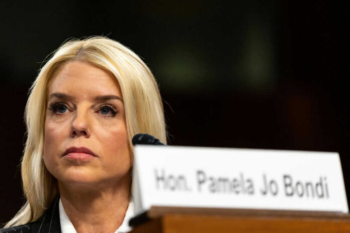 shutterstock_2577942713.jpg Pamela Bondi
