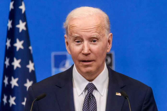 shutterstock_2143377227 Joe Biden speaking.